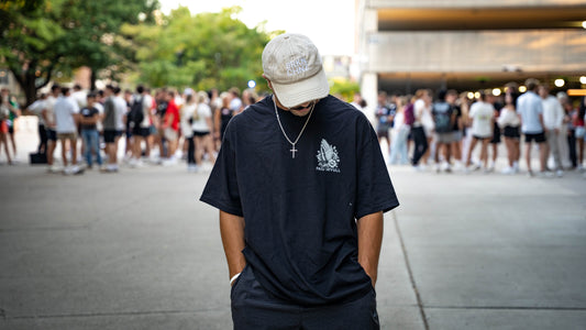 J832 BRKN CHNZ SIGNATURE SHIRT